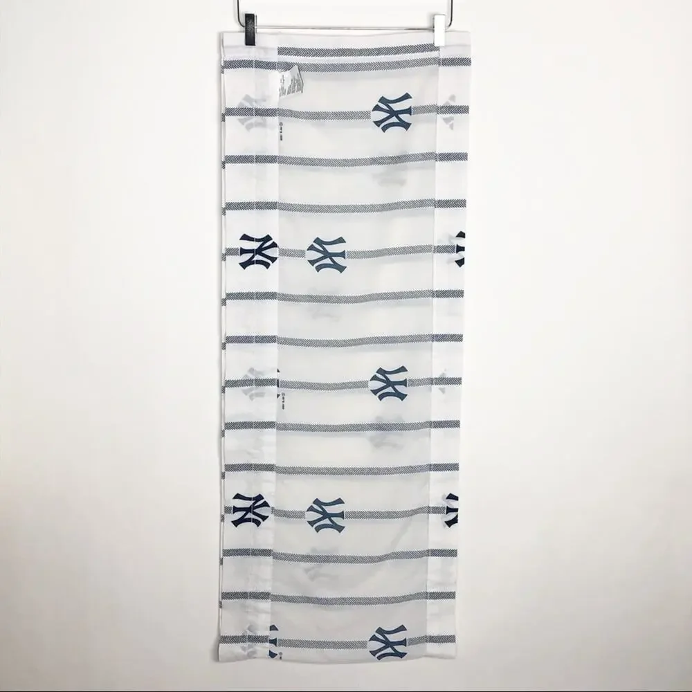 Vintage 1996 NY Yankees Curtain Window Valance